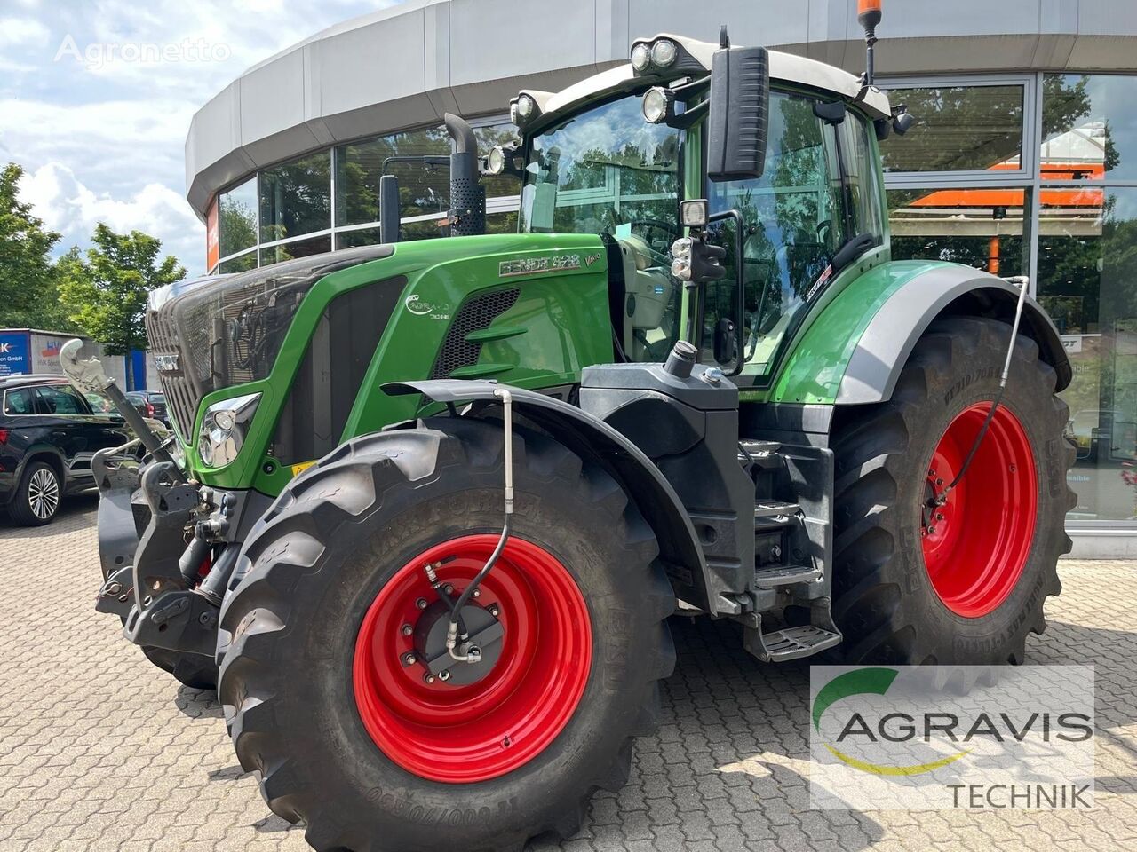 трактор колесный Fendt 828 Vario S4 Profi Plus