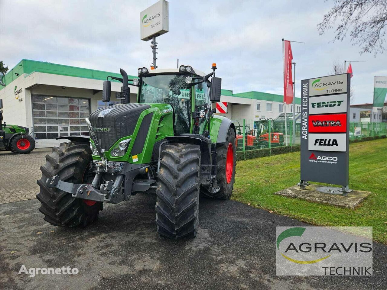 Fendt 828 Vario S4 Profi Plus ホイールトラクター