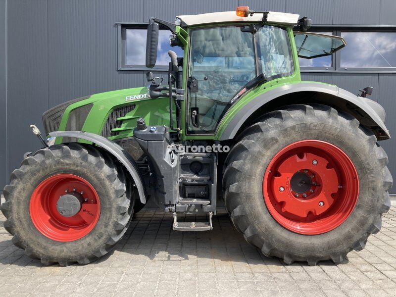 трактор колісний Fendt 828 Vario S4 Profi Plus (Motor neu)