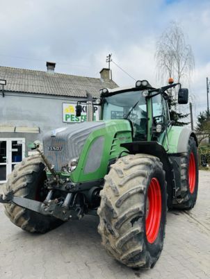 traktor na kolesih Fendt 933 VARIO