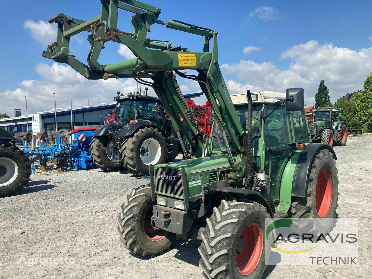 трактор колесный Fendt Farmer 280 SA