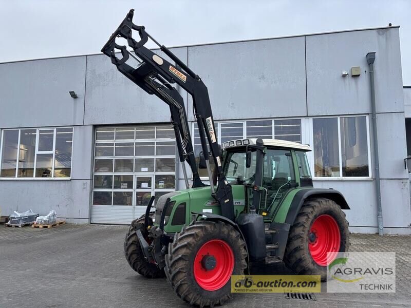 колесен трактор Fendt Favorit 711 Vario