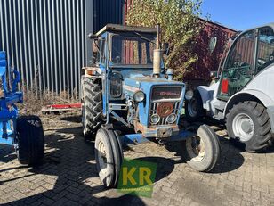 tracteur à roues Ford 4000