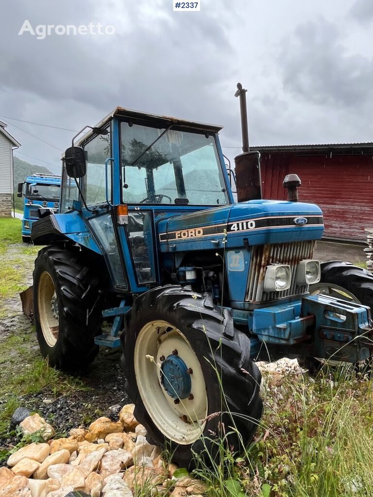 tractor cu roţi Ford 4110