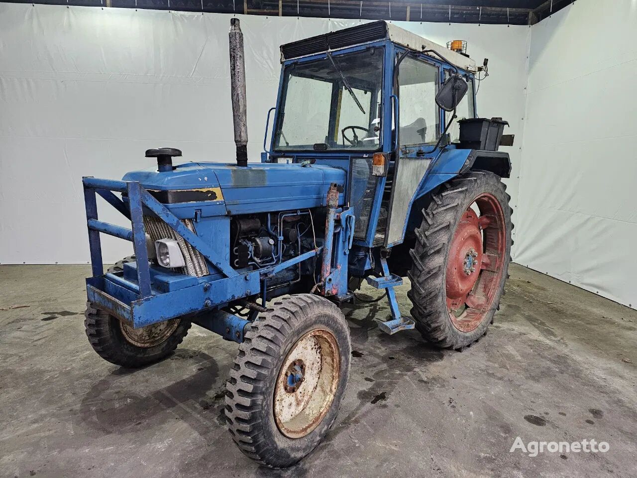 tracteur à roues Ford 6610