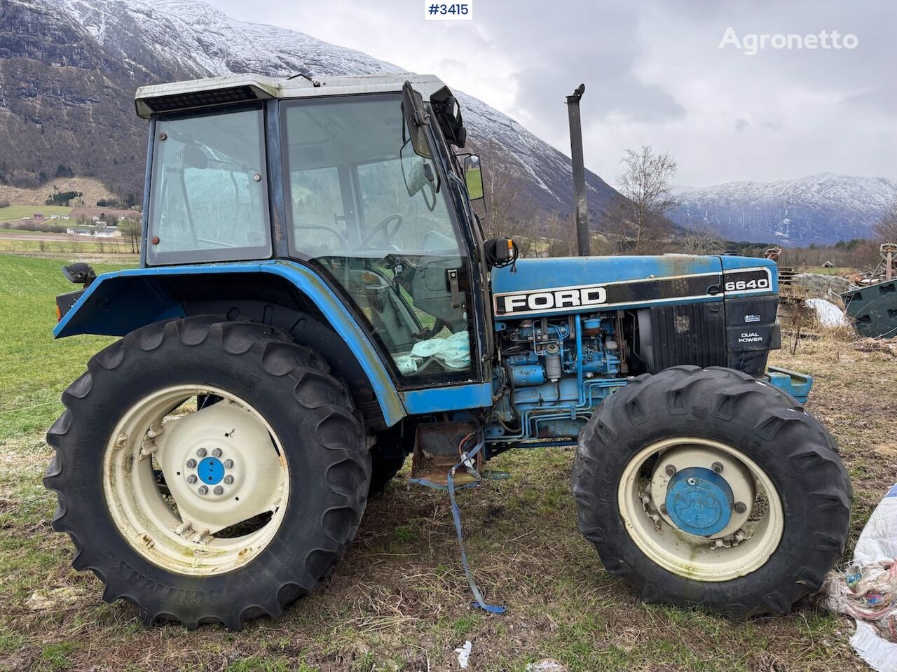 Ford 6640 SL wheel tractor