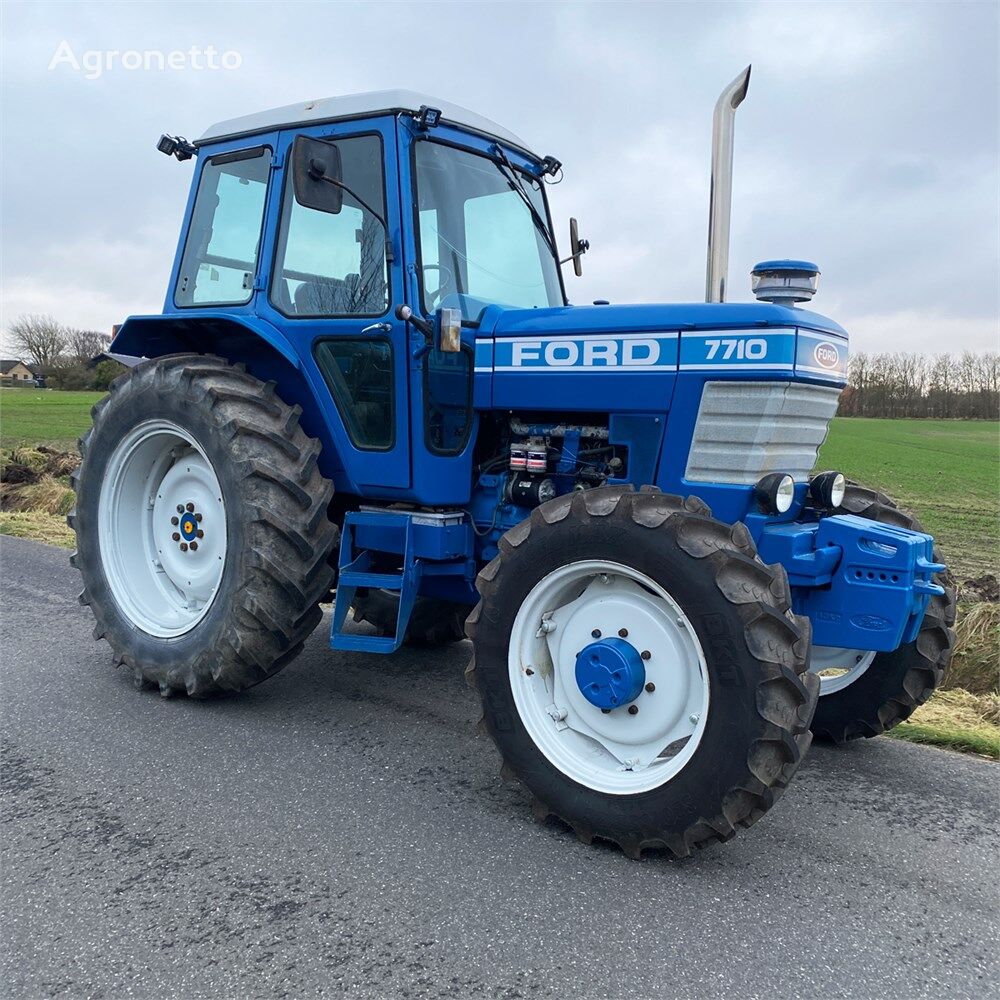 Ford 7710 wheel tractor