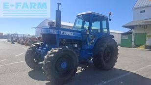 جرار بعجلات Ford 8210