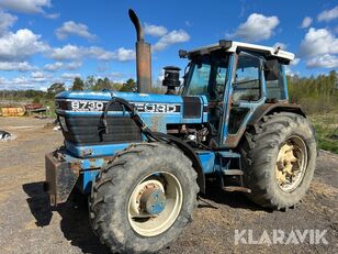 tracteur &agrave; roues Ford 8730