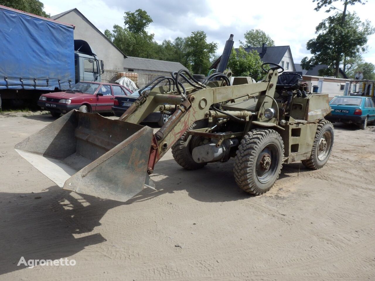 Fortschritt HT 140  4X4 tractor de ruedas