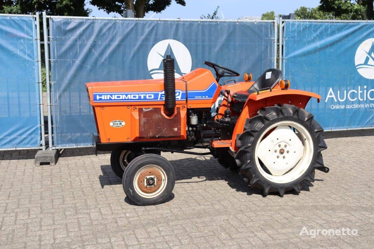 Hinomoto E182 wheel tractor