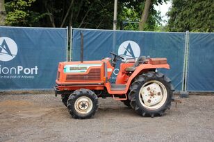 trator de rodas Hinomoto N239