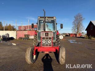 трактор колесный International 1-584