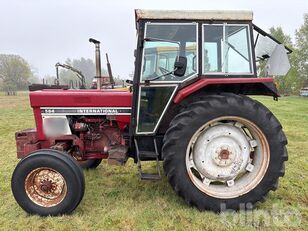 tracteur &agrave; roues International 584