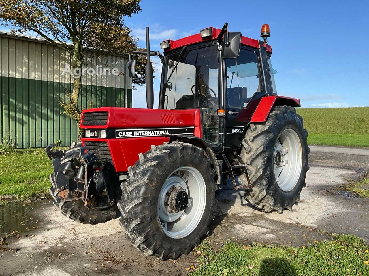 International Case 845XL wheel tractor - Agroline