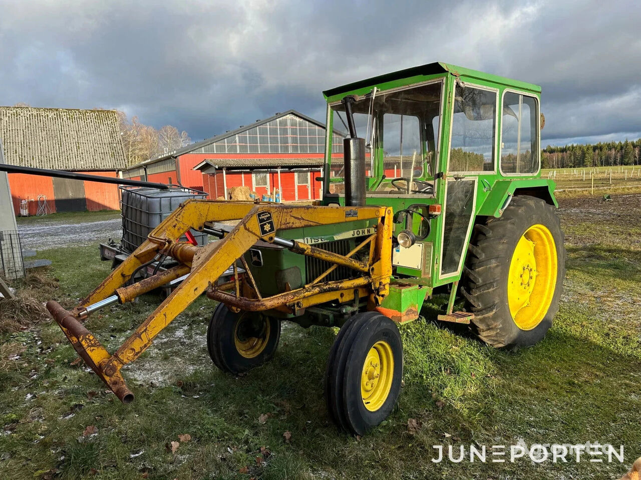 John Deere 1130 tekerlekli traktör