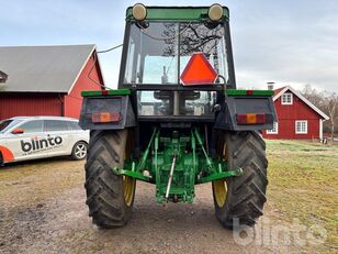 John Deere 2130 wheel tractor