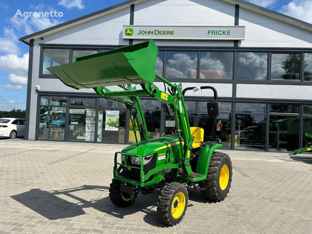 tracteur à roues John Deere 3038E neuf