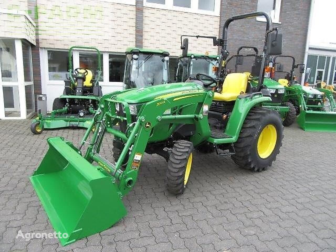 tracteur à roues John Deere 3038e 300e