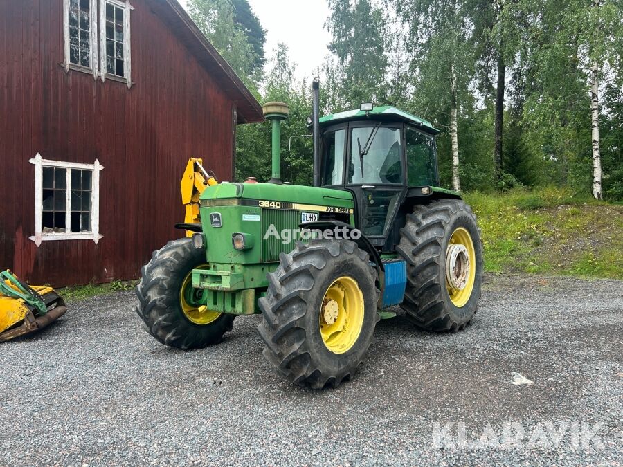 трактор колесный John Deere 3640