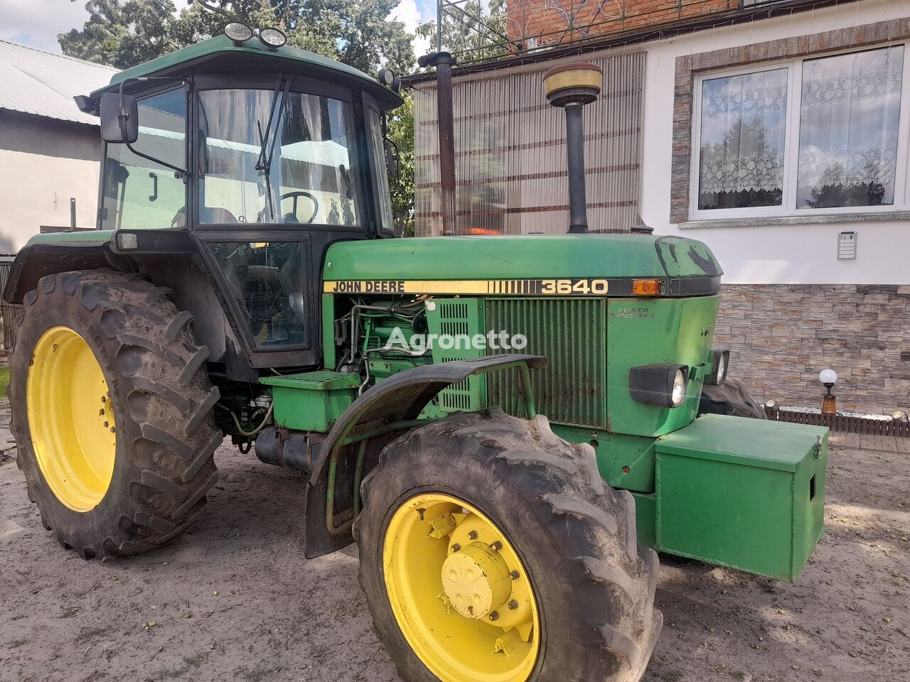 tracteur à roues John Deere 3640