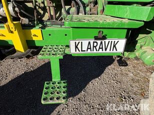 Kolový traktor John Deere 4430 na prodej - Obrázek 25 | Agroline CZ Kolový traktor John Deere 4430 | Obrázek 25 - Agroline