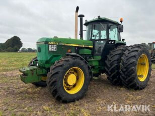 trattore gommato John Deere 4650