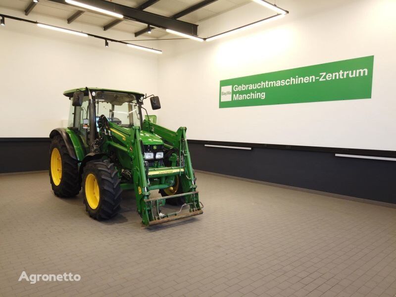 John Deere 5070 M wheel tractor