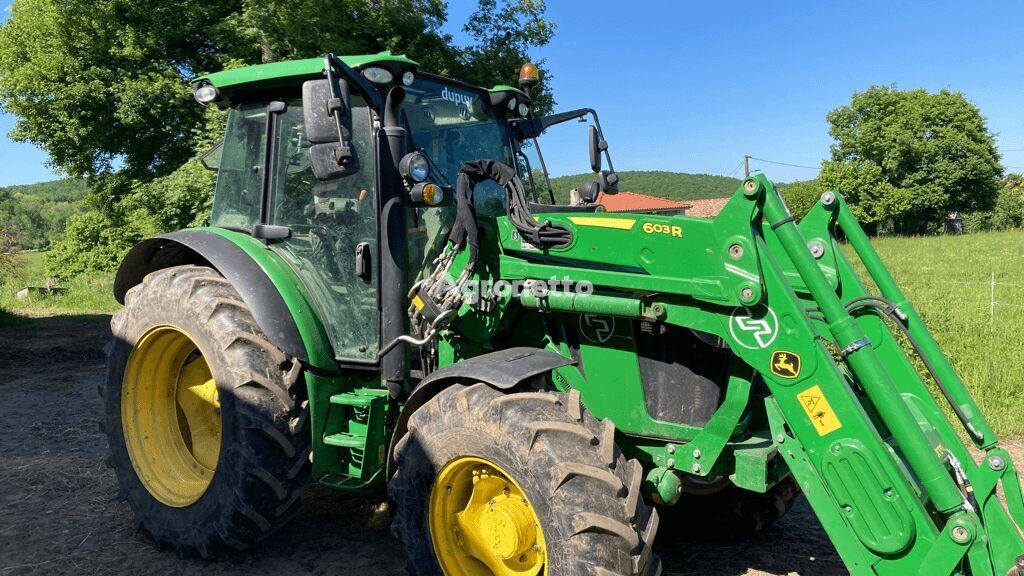 John Deere 5100R wheel tractor