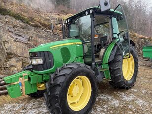 трактор колесный John Deere 5100R 40 km