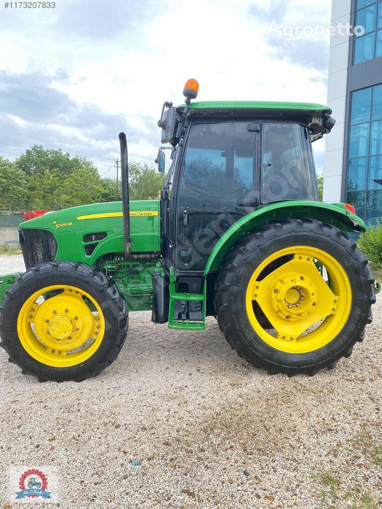 John Deere 5105 M wheel tractor