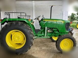 m&aacute;y k&eacute;o b&aacute;nh lốp John Deere 5210 mới