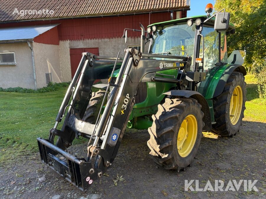 John Deere 5820 wheel tractor