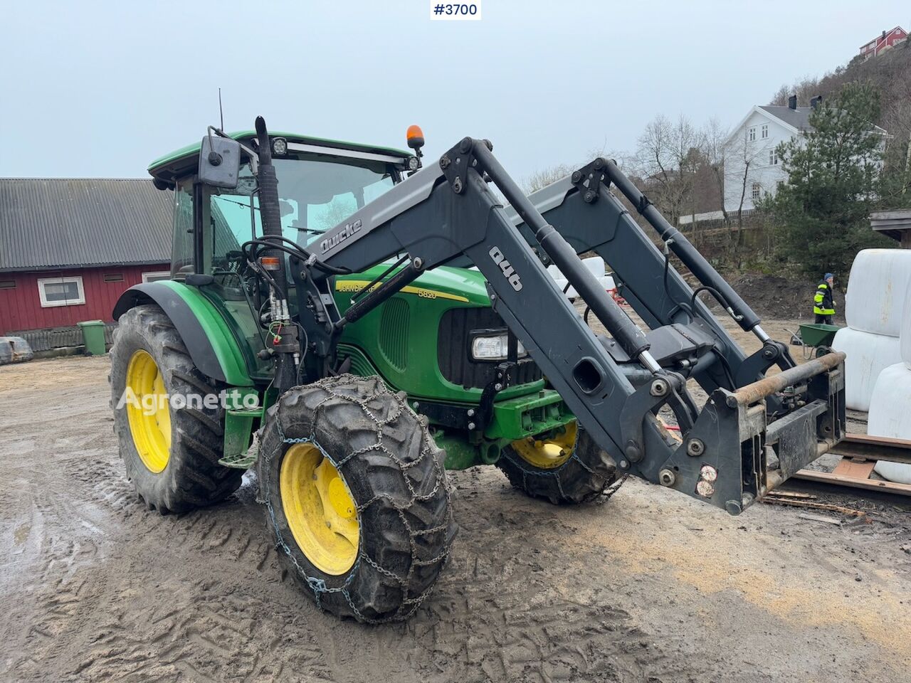 John Deere 5820 wheel tractor