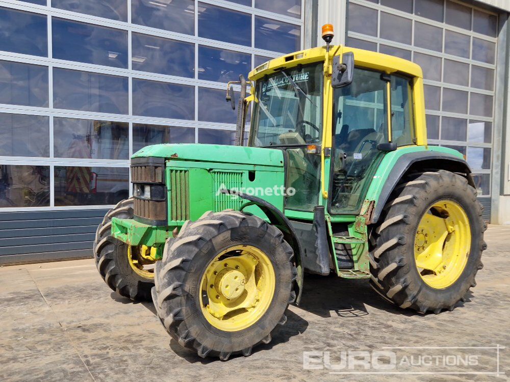 trattore gommato John Deere 6100