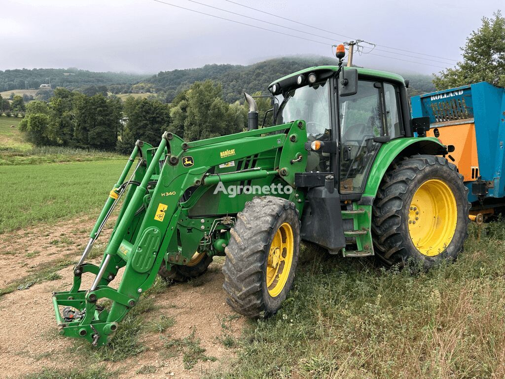 John Deere 6115M wheel tractor