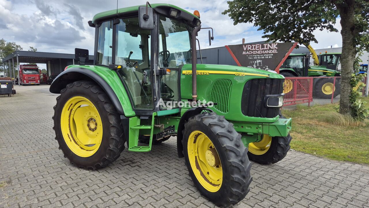 John Deere 6120 SE with creeper and 4850h riteņtraktors