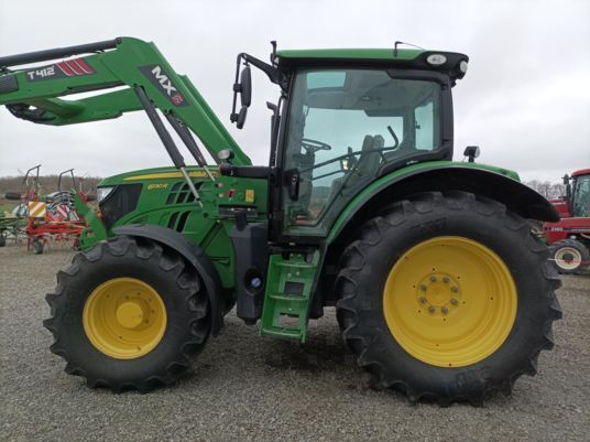 John Deere 6130   wheel tractor