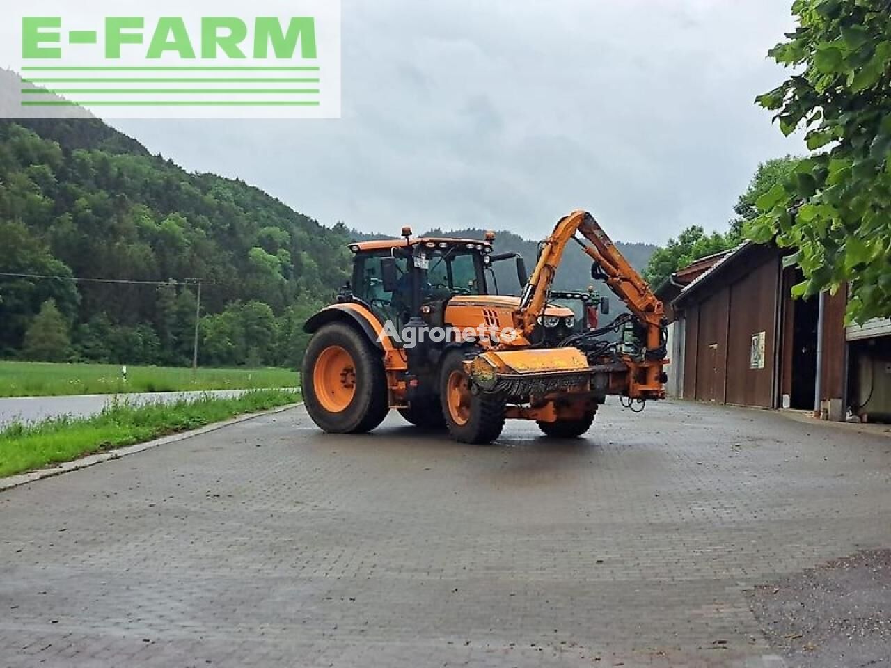 John Deere 6145r wheel tractor