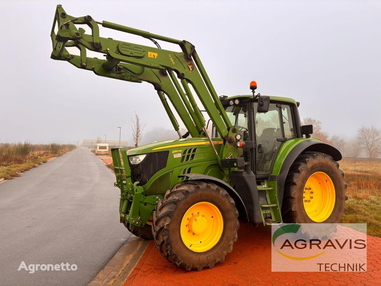 John Deere 6150M Radtraktor