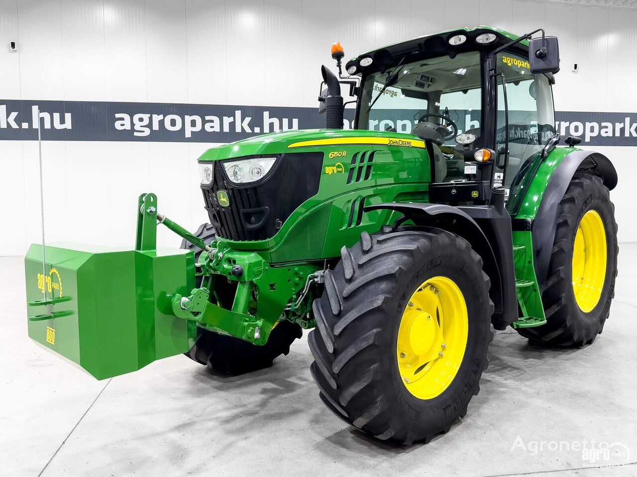 John Deere 6150R wheel tractor