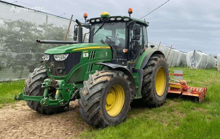 John Deere 6155R traktor på hjul