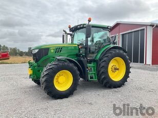 جرار بعجلات John Deere 6155R