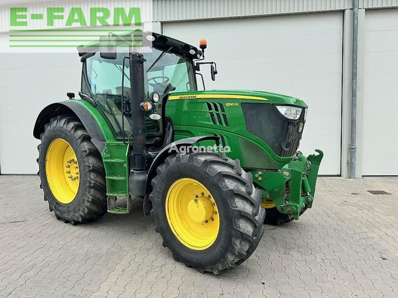 máy kéo bánh lốp John Deere 6190 r