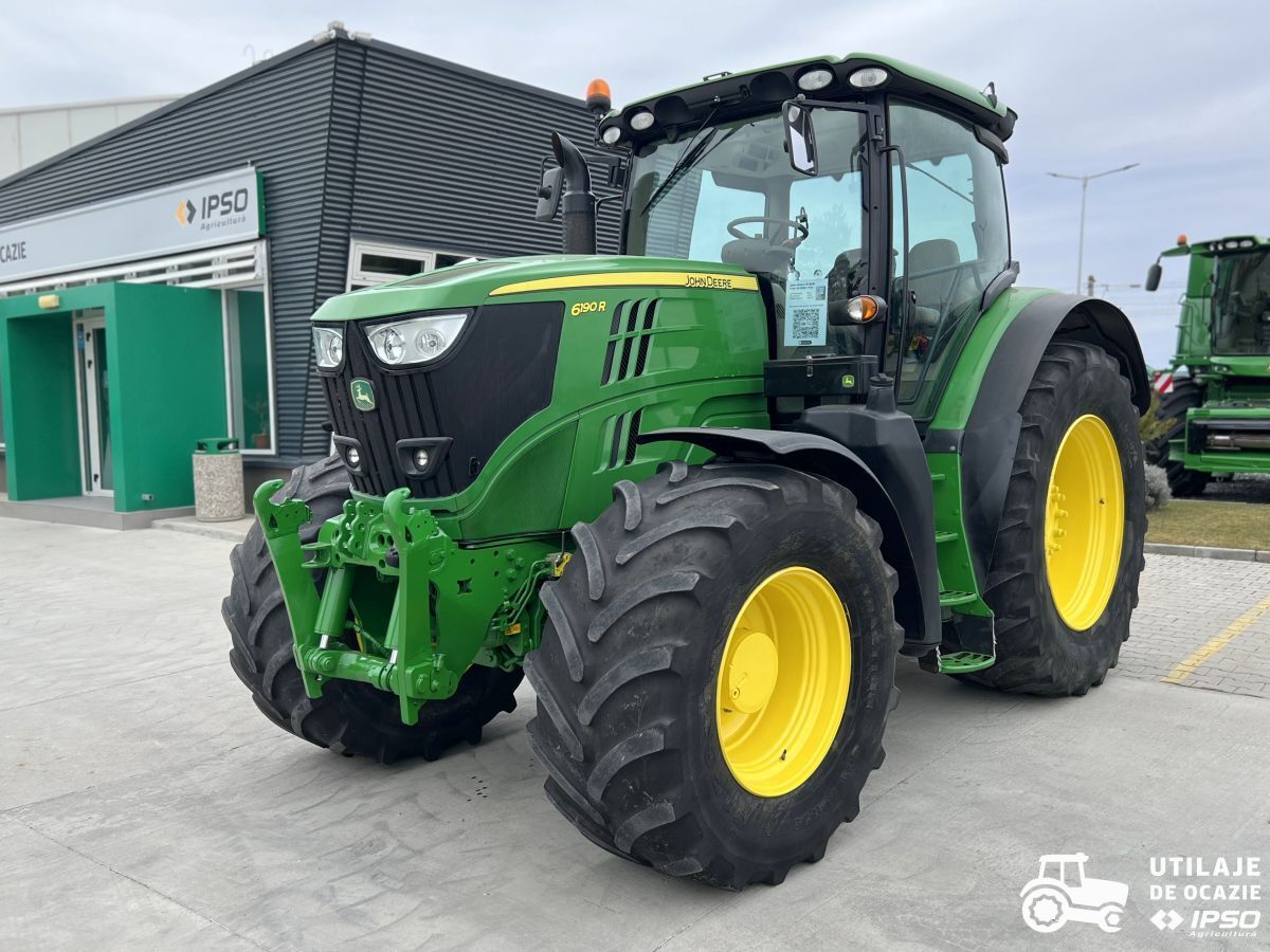 John Deere 6190R wheel tractor