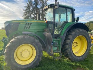 tracteur &agrave; roues John Deere 6195 M