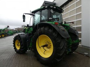 трактор колісний John Deere 6195R