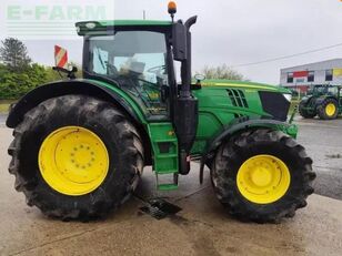 tracteur &agrave; roues John Deere 6195r