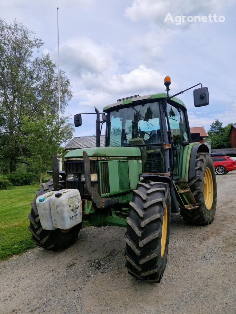 John Deere 6200 wheel tractor