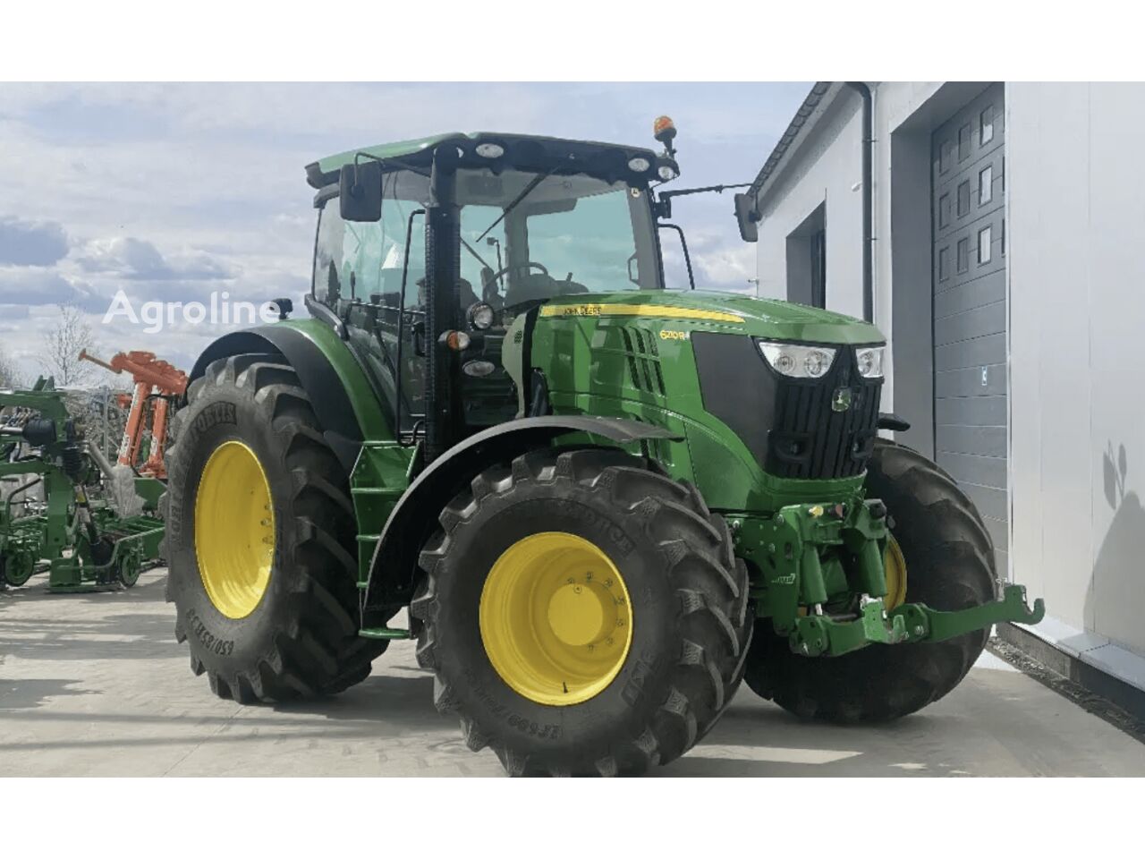 Трактор колісний John Deere 6210 R - Agriline